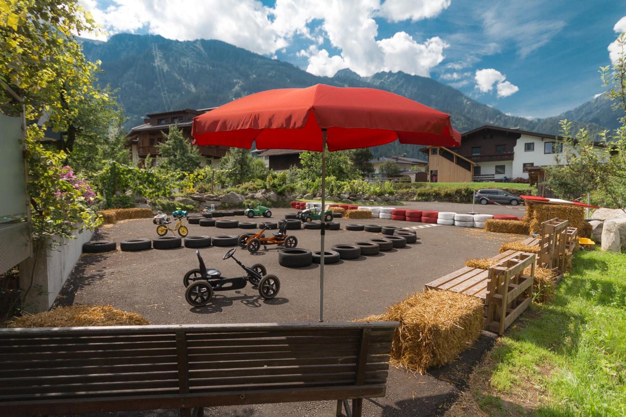 Apart Central - Premium Mountain&Garden Mayrhofen Exteriér fotografie