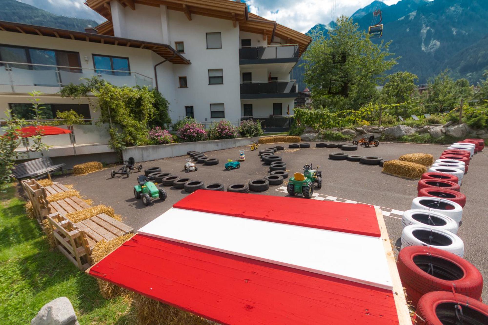 Apart Central - Premium Mountain&Garden Mayrhofen Exteriér fotografie